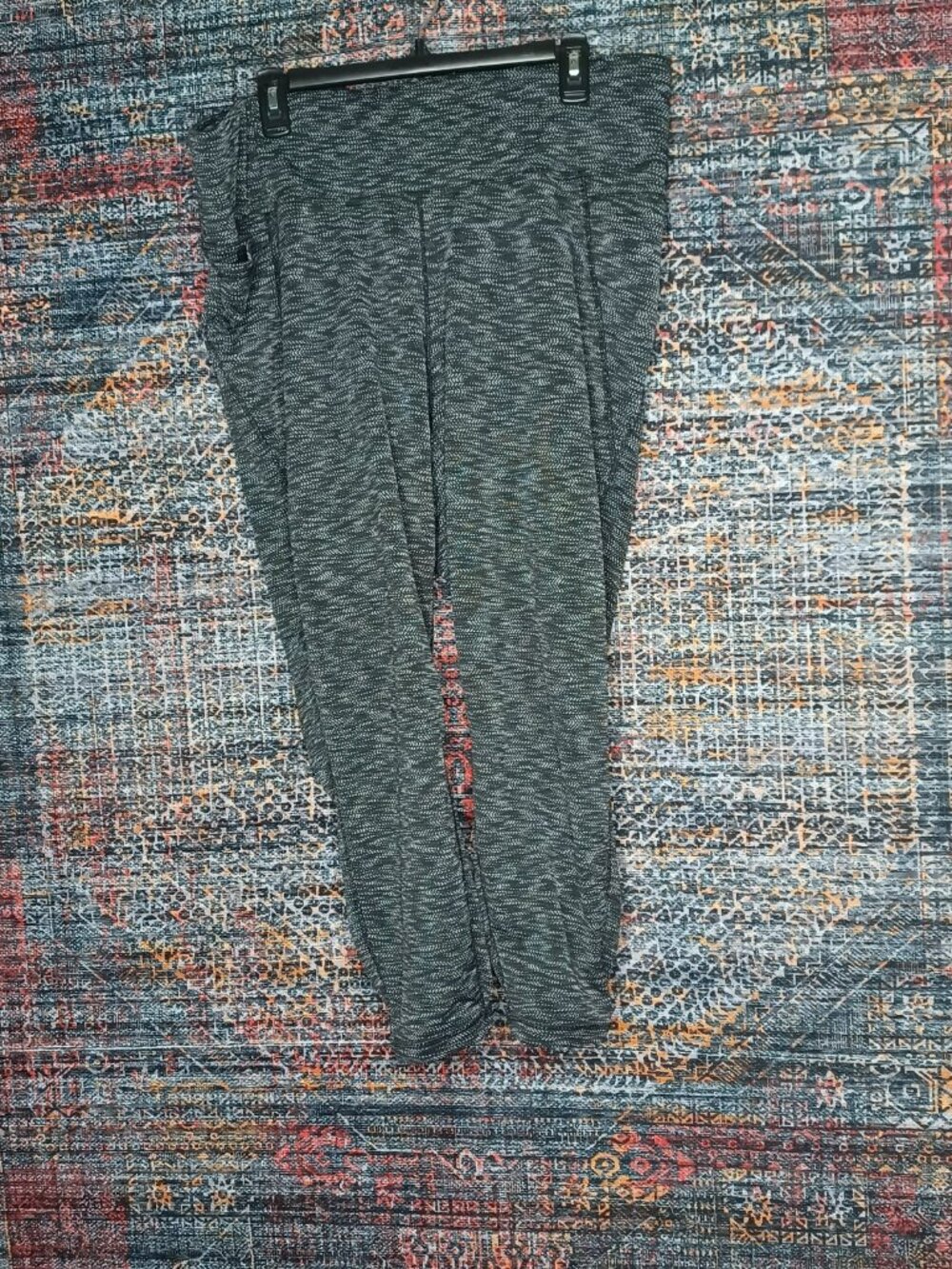 LIVI womens heathered black gray crop leggings 22 24 EUC